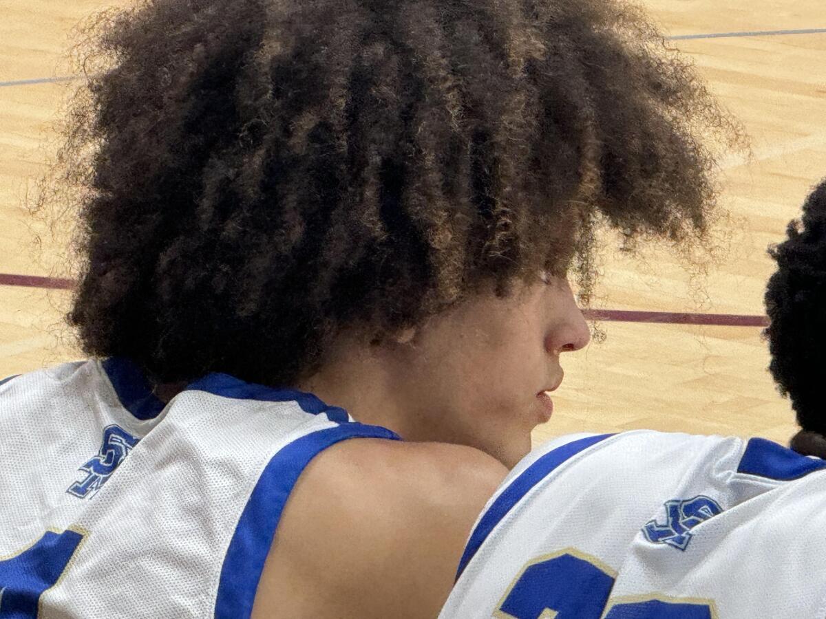 Junior point guard Kaiden Bailey had 25 points on Tuesday for Santa Margarita in win over Long Beach Poly.