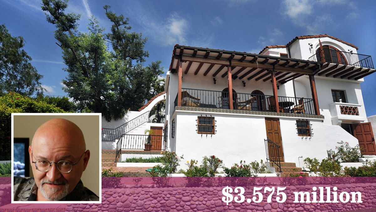 Director-producer-screenwriter Frank Darabont has sold his house in Los Feliz for $3.575 million.