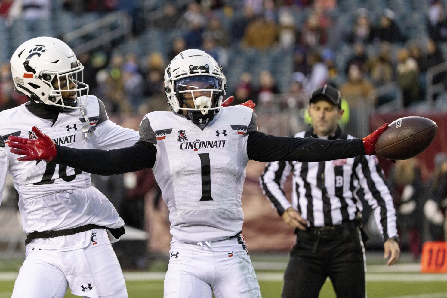 Cincinnati Bearcats suffer blow-out loss to Houston in AAC semifinals