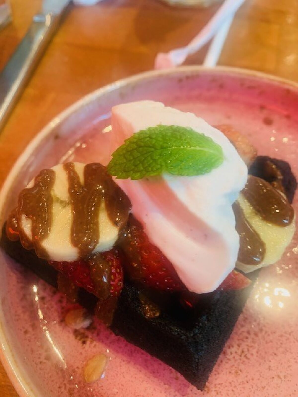 Parakeet Cafe, Charcoal waffle