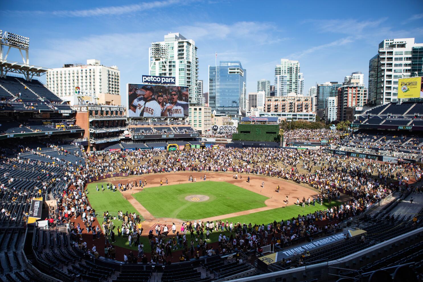 Padres FanFest a chance for fans to mingle and look behind the