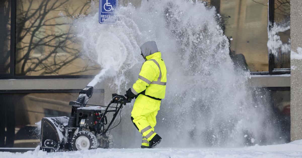 Mais clima ártico é esperado para os estados do sul que foram atingidos por temperaturas congelantes e cortes de energia Mais clima ártico é esperado para os estados do sul que foram atingidos por temperaturas congelantes e cortes de energia