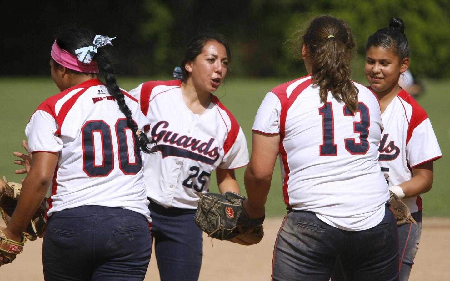 Photo Gallery: Bell-Jeff softball advances to Girls Division VI semi-final game