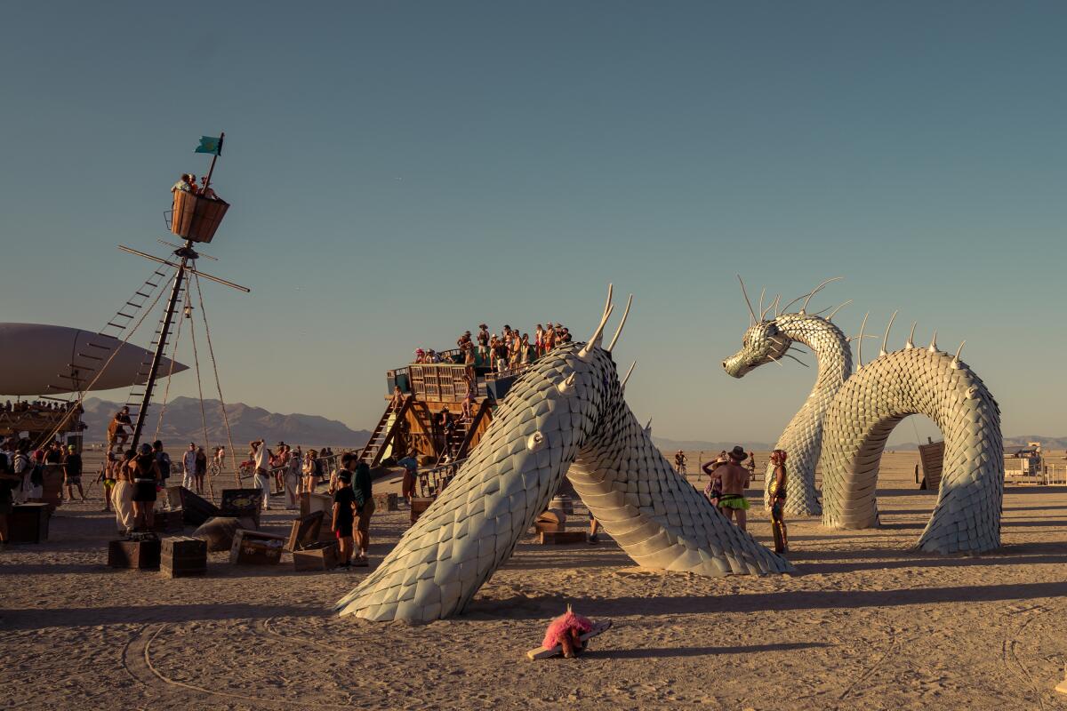 Estructura DIY en Burning Man.