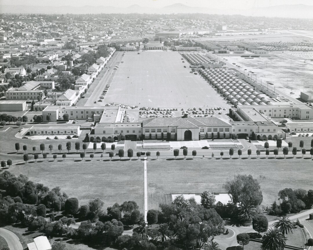 Aerial photo of the Marine Corps Recruit Depot in San Diego in 1958 