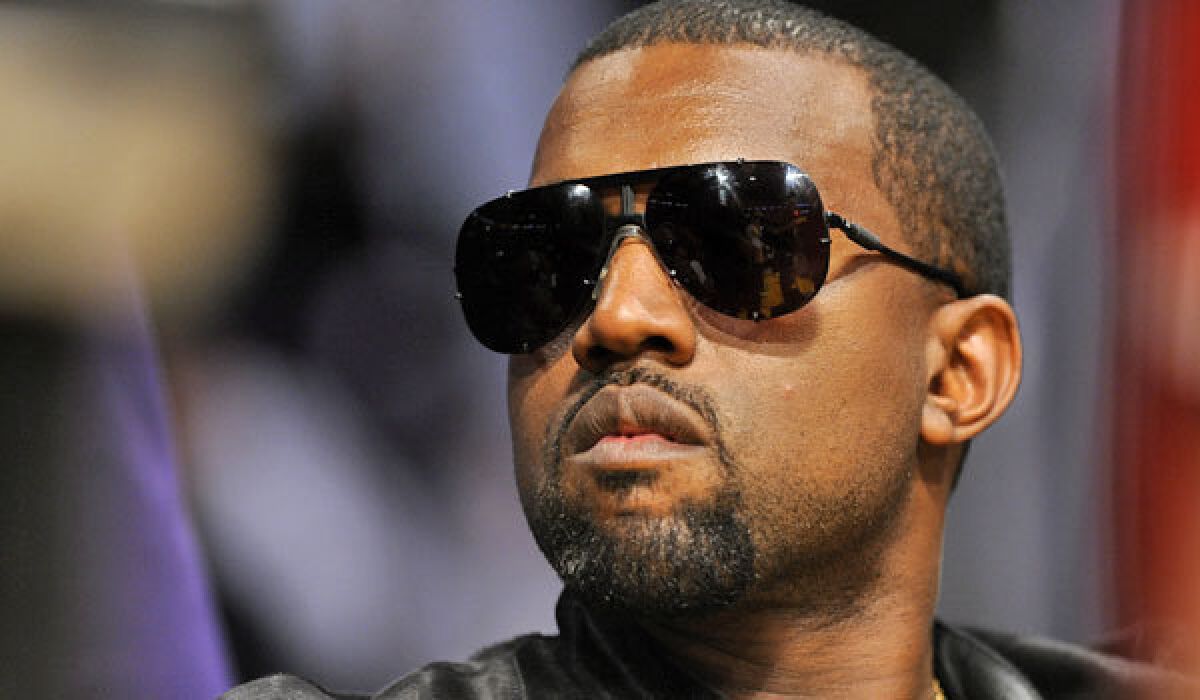 Kanye West will perform on the "Saturday Night Live" season finale.
