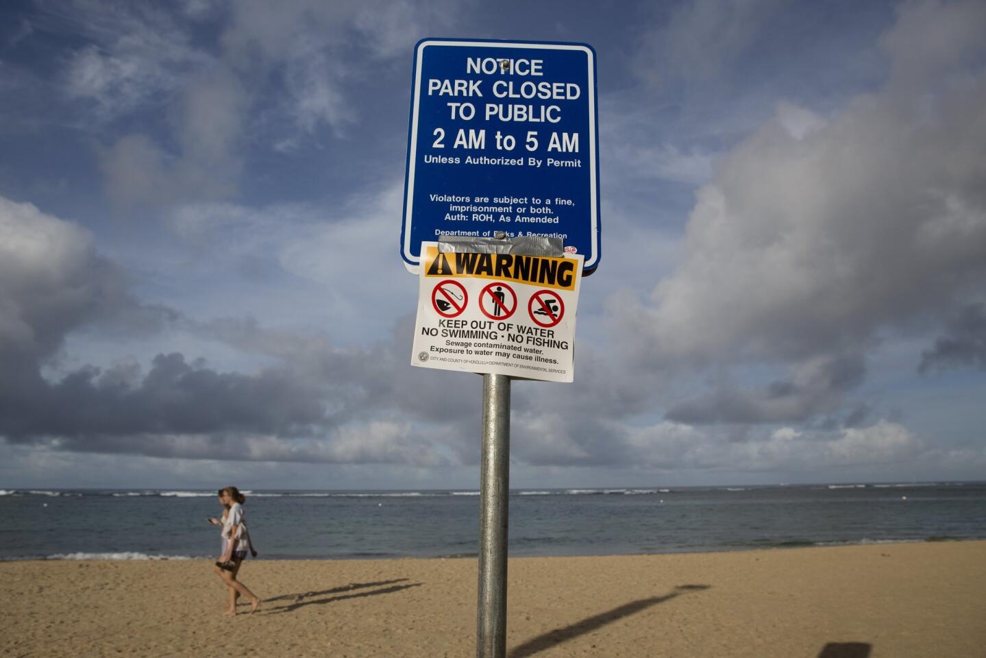 Waikiki beaches closed after sewage spill