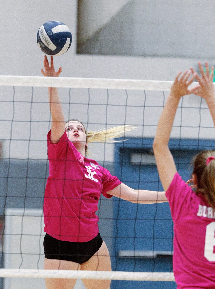 tn-blr-burbank-crescenta-valley-girls-volleyball-20191010-21.jpg