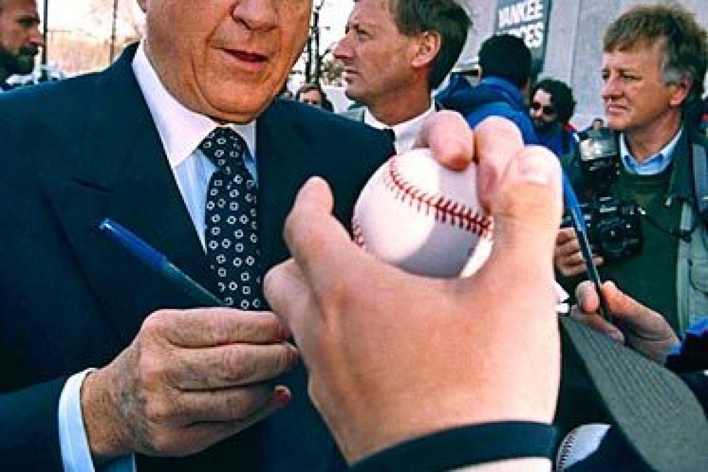 Yankees owner George Steinbrenner dead at 80
