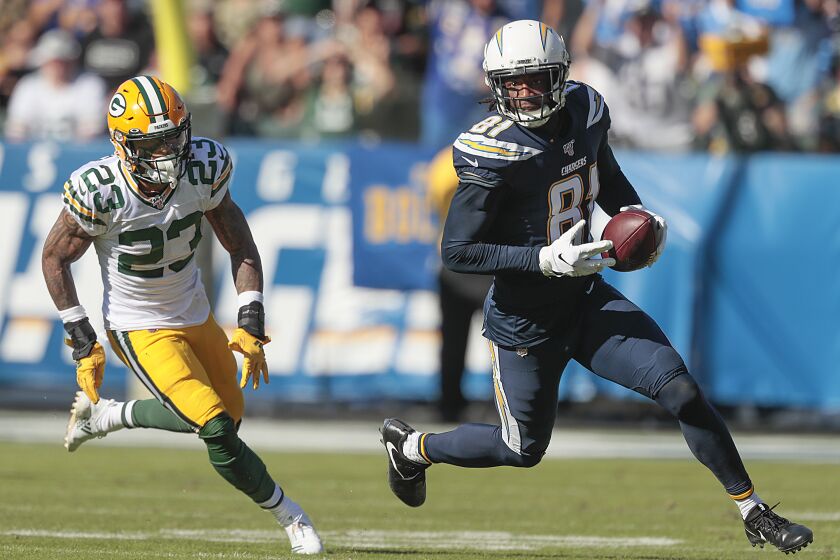 CARSON, CA, SUNDAY, NOVEMBER 3, 2019 - Los Angeles Chargers wide receiver Mike Williams (81) turns upfield for a 51-yard reception against the Green Bay Packers at Dignity Health Sports Park. (Robert Gauthier/Los Angeles Times)