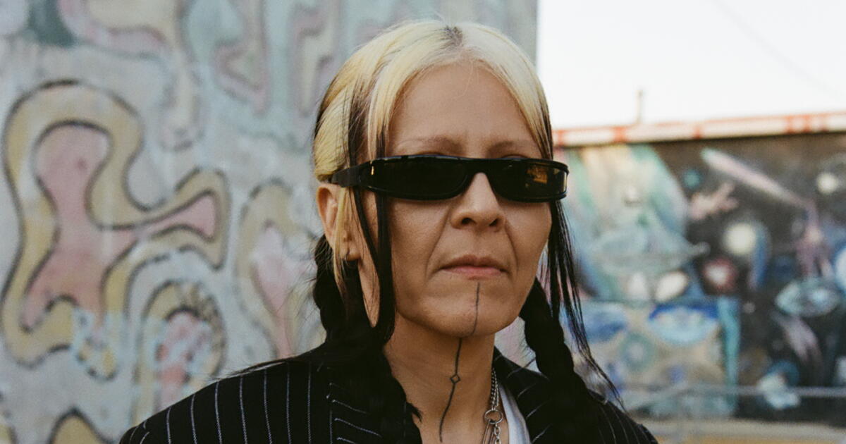 How Guadalupe Rosales preserves East LA girlhood in new memoir How Guadalupe Rosales preserves East LA girlhood in new memoir