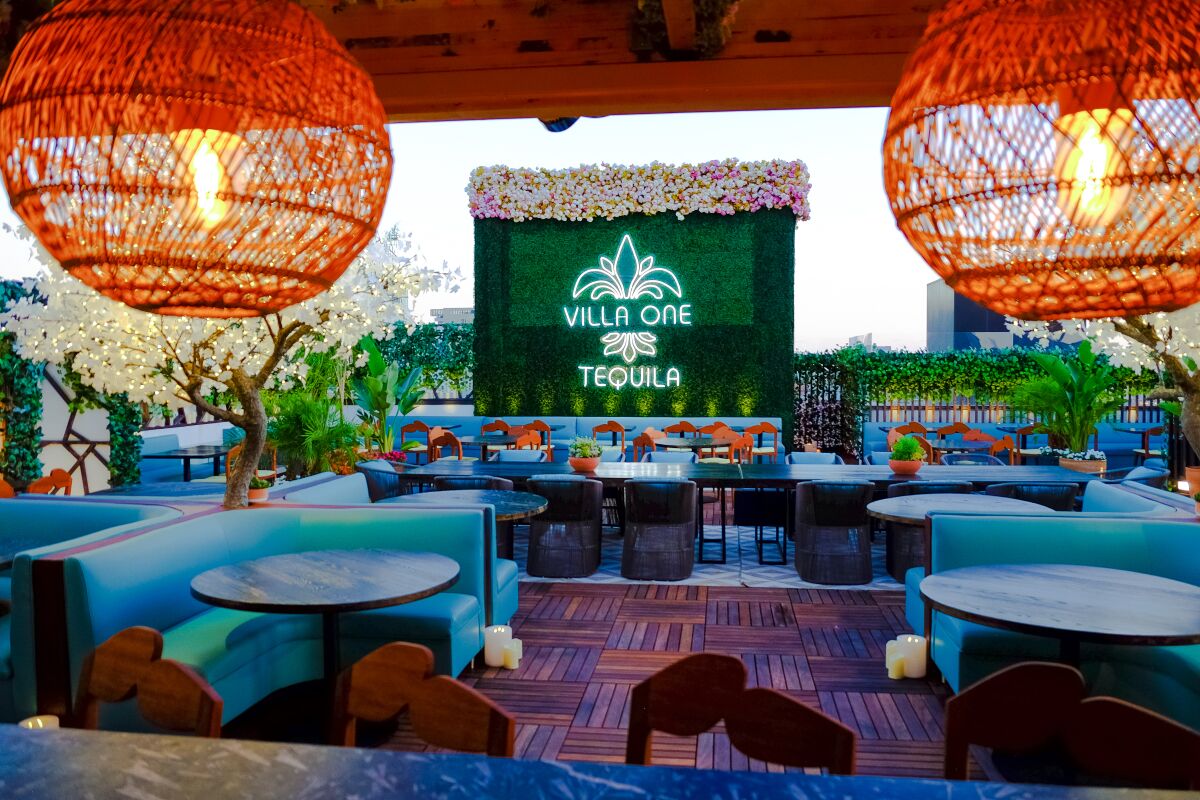 der erste Tequila-Garten und das Restaurant auf dem Dach von Nick Jonas und John Varvatos