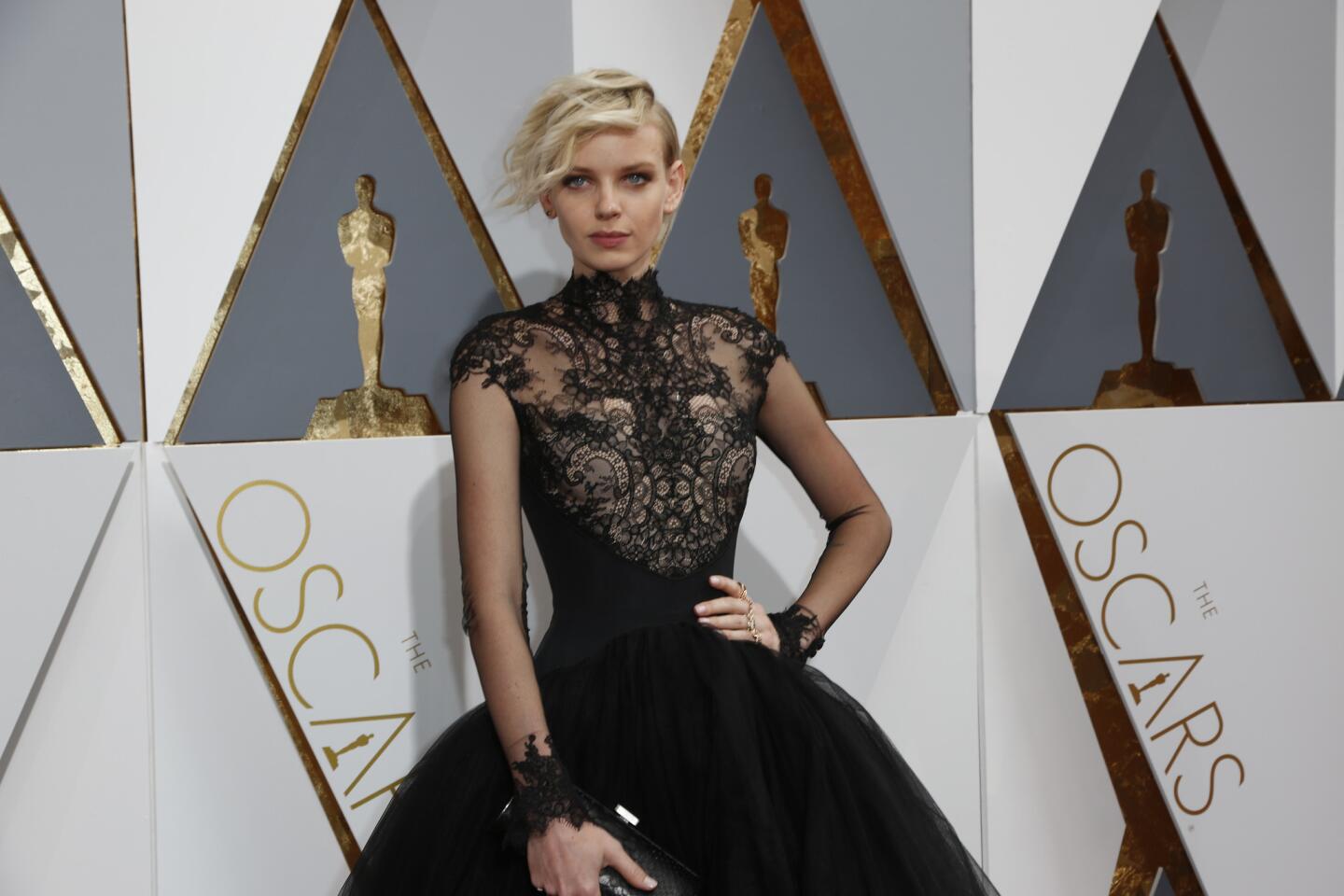 Oscars 2016: Red carpet arrivals