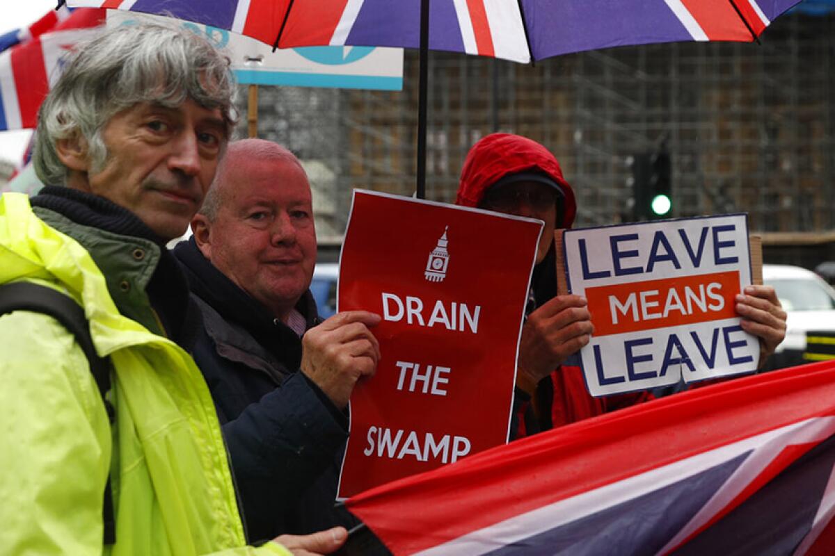 Pro-Brexit demonstrators outside Parliament in London on Oct. 21, 2019.