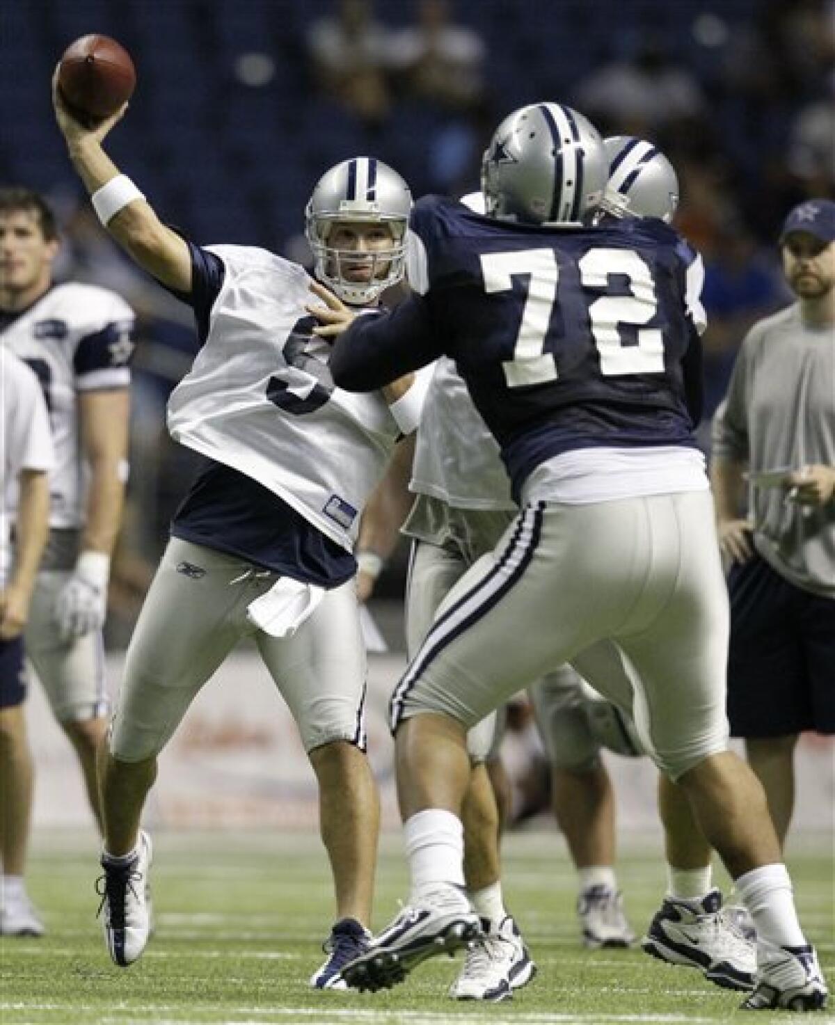 Photos: Tony Romo Football Camp