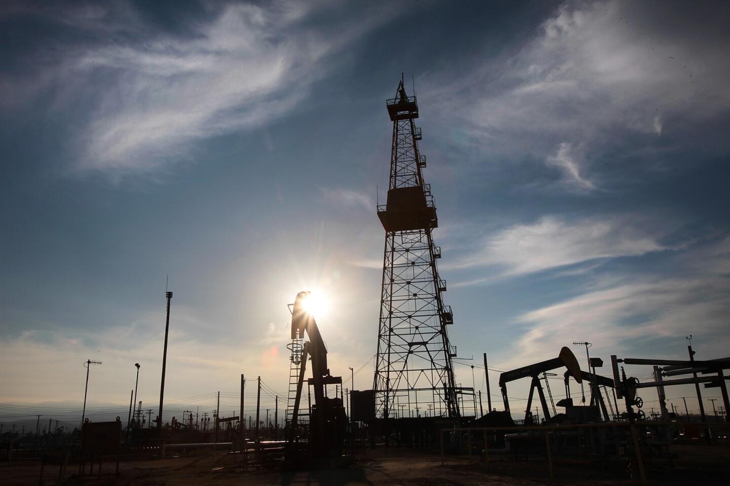 Though there could be 15 billion barrels of oil trapped in the Monterey Shale in Kern County, getting to them through California's complicated, earthquake-altered geology could be a prohibitively expensive undertaking.