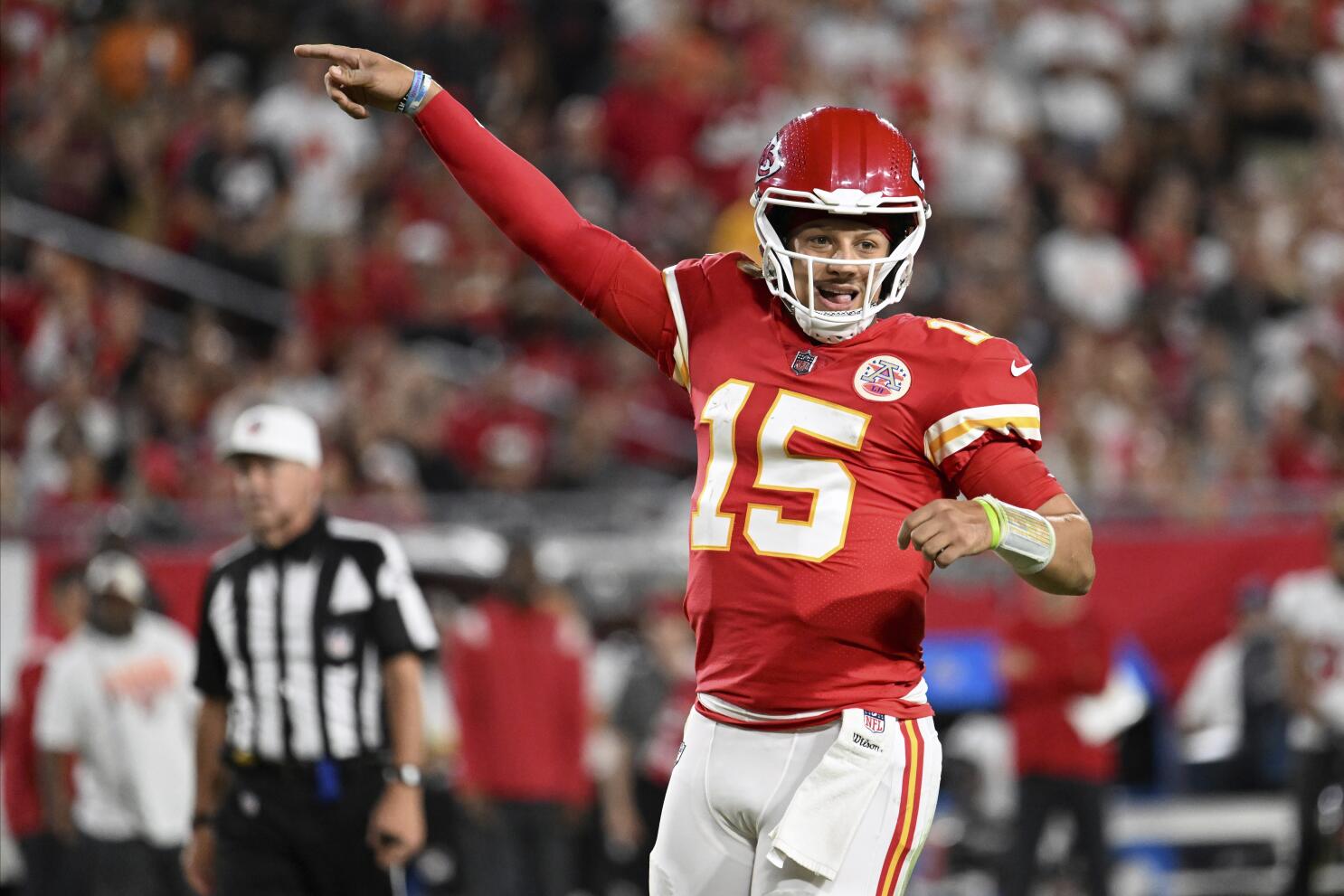 kansas city chiefs: Patrick Mahomes and Kansas City Chiefs rip Tampa Bay  Buccaneers' defense. Details inside - The Economic Times