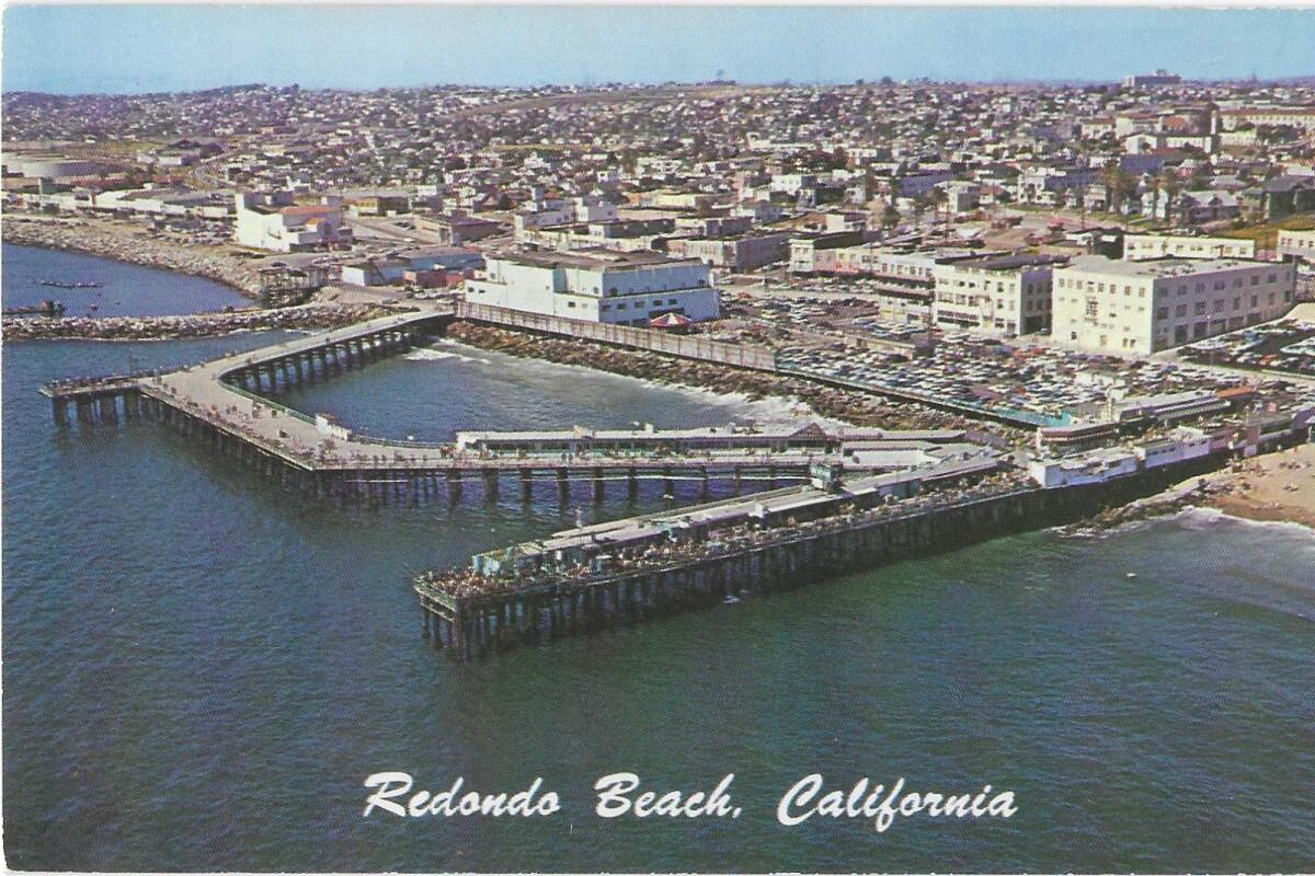 Aerial view of Redondo Beach pier