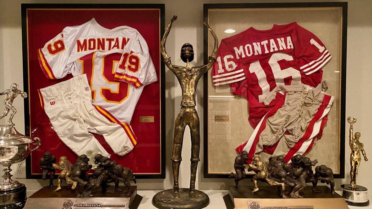 Vintage 90s Joe Montana 19 Kansas City Chiefs Champion NFL 