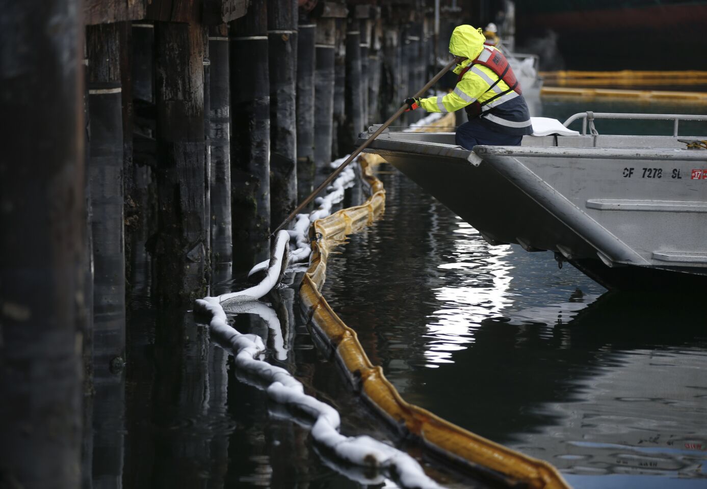Fuel spill in LA Harbor