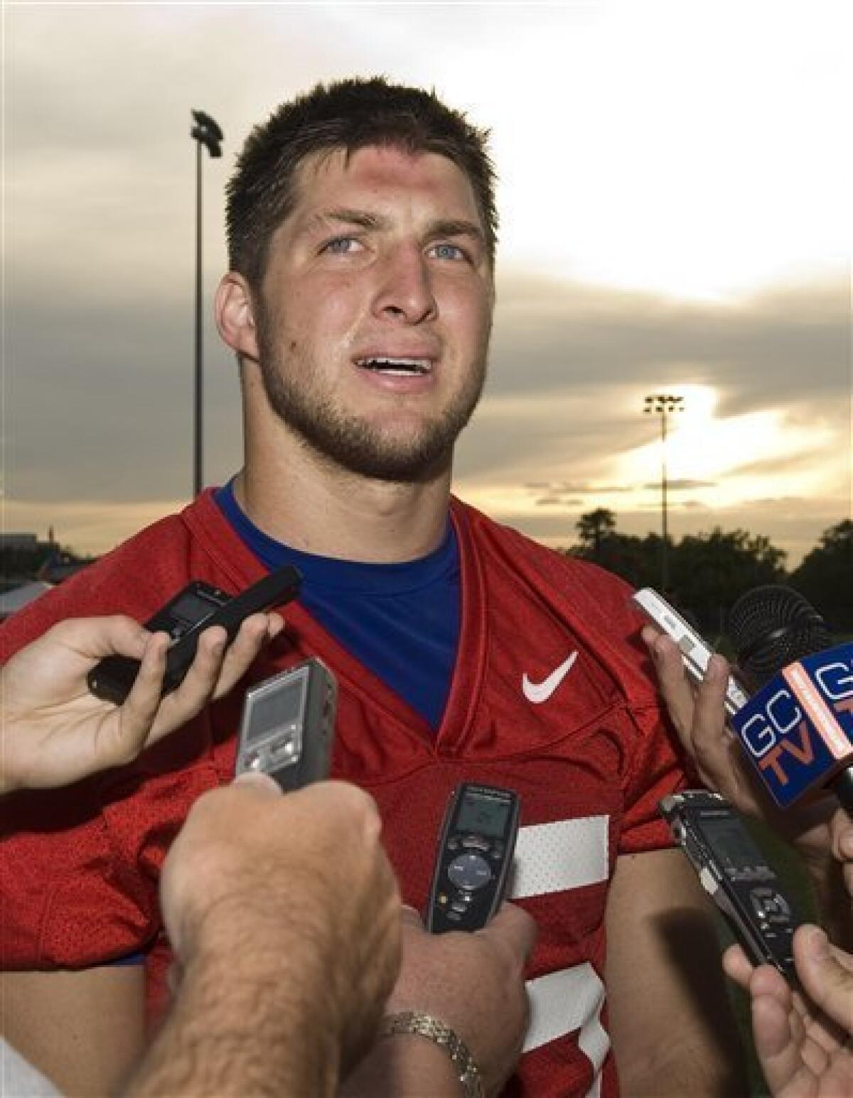 Urban Meyer 'just waiting to see what happens' with Tim Tebow's