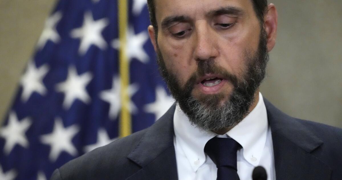 Jack Smith, Trump'ın 6 Ocak'taki duruşmasını nasıl ilerletmeye çalışıyor?