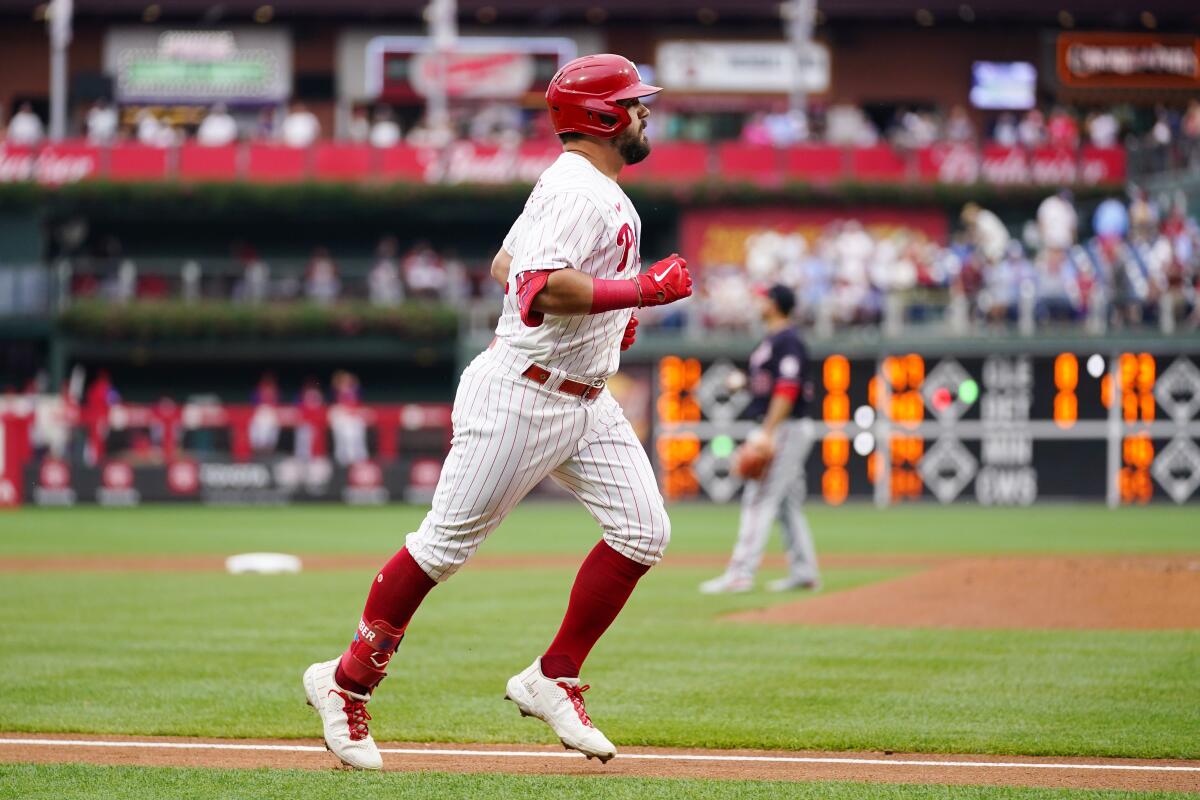 Schwarber agrees to terms on four-year deal with Phillies, per reports