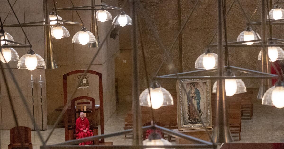 What institutions, government buildings are closed on Good Friday
