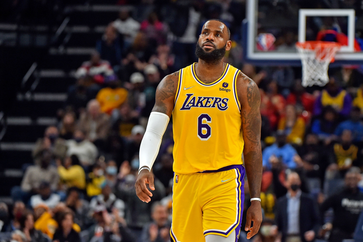 Lakers star LeBron James reacts during the second half of Thursday's loss to the Grizzlies.