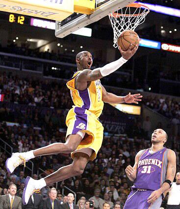 Kobe Bryant reverse layup