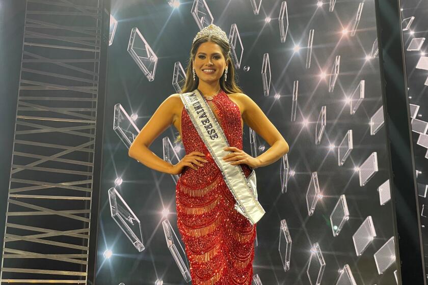 Andrea Meza trs recibir la corona del Miss Universo 2021.