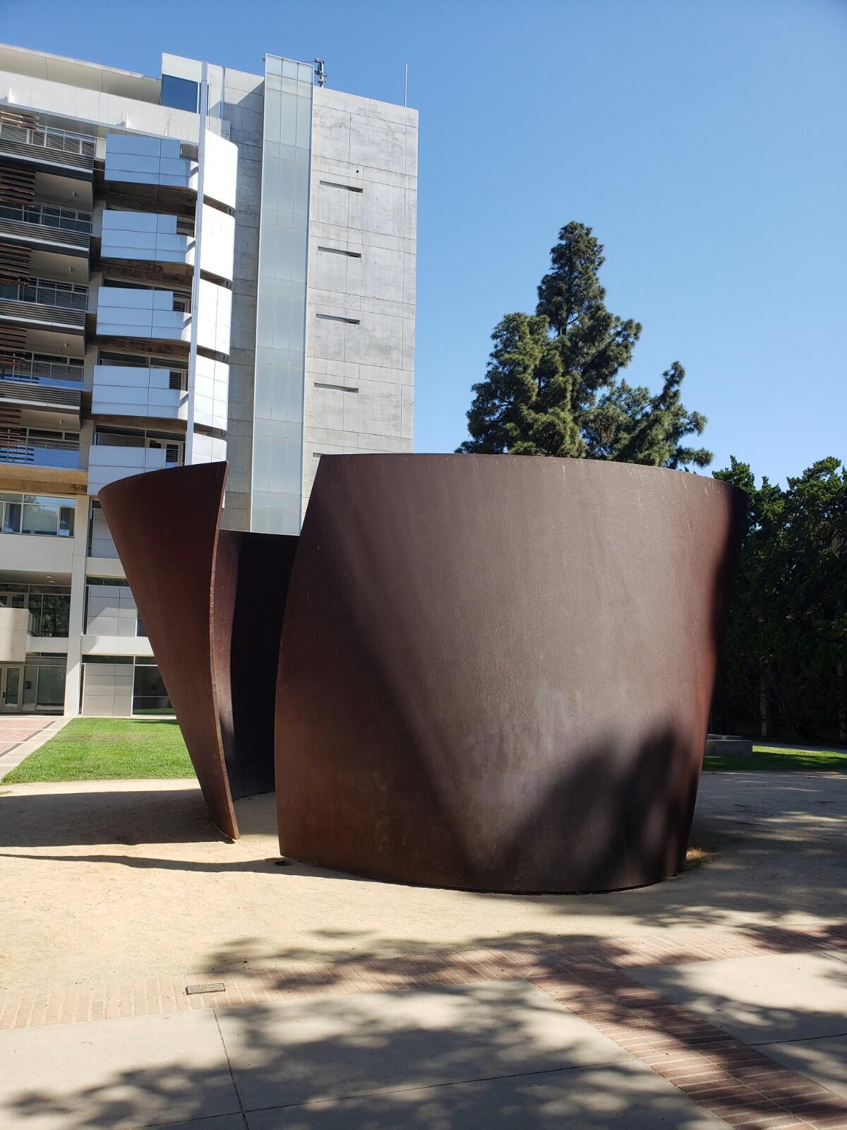 Richard Serra, "T.E.U.C.L.A.," 2006, weathering steel.