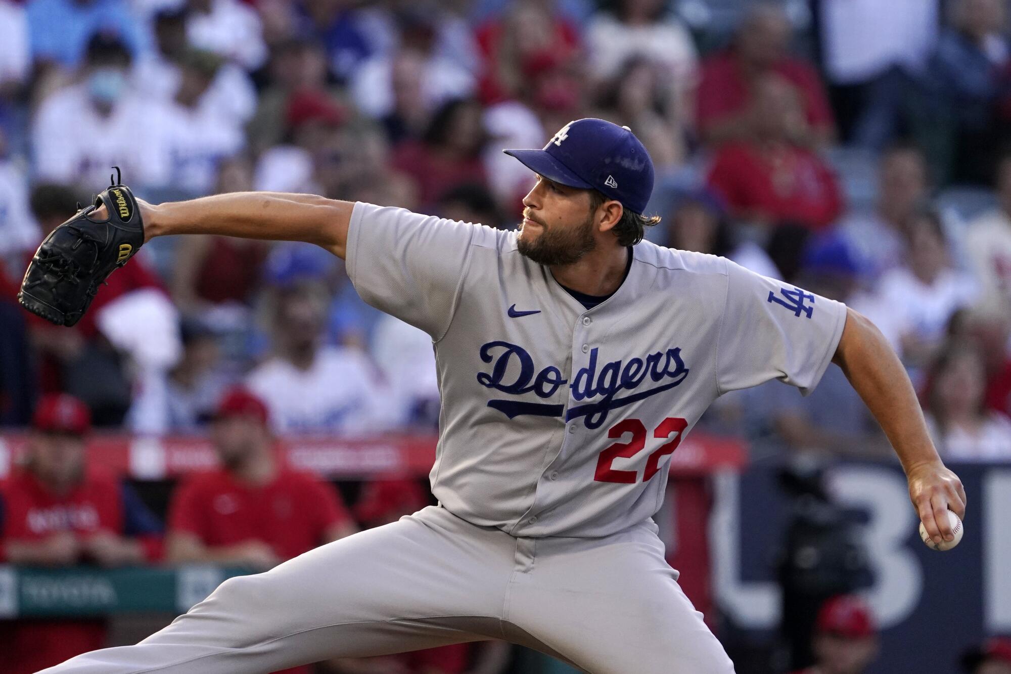 Dodgers starting pitcher Clayton Kershaw delivers during the second inning.