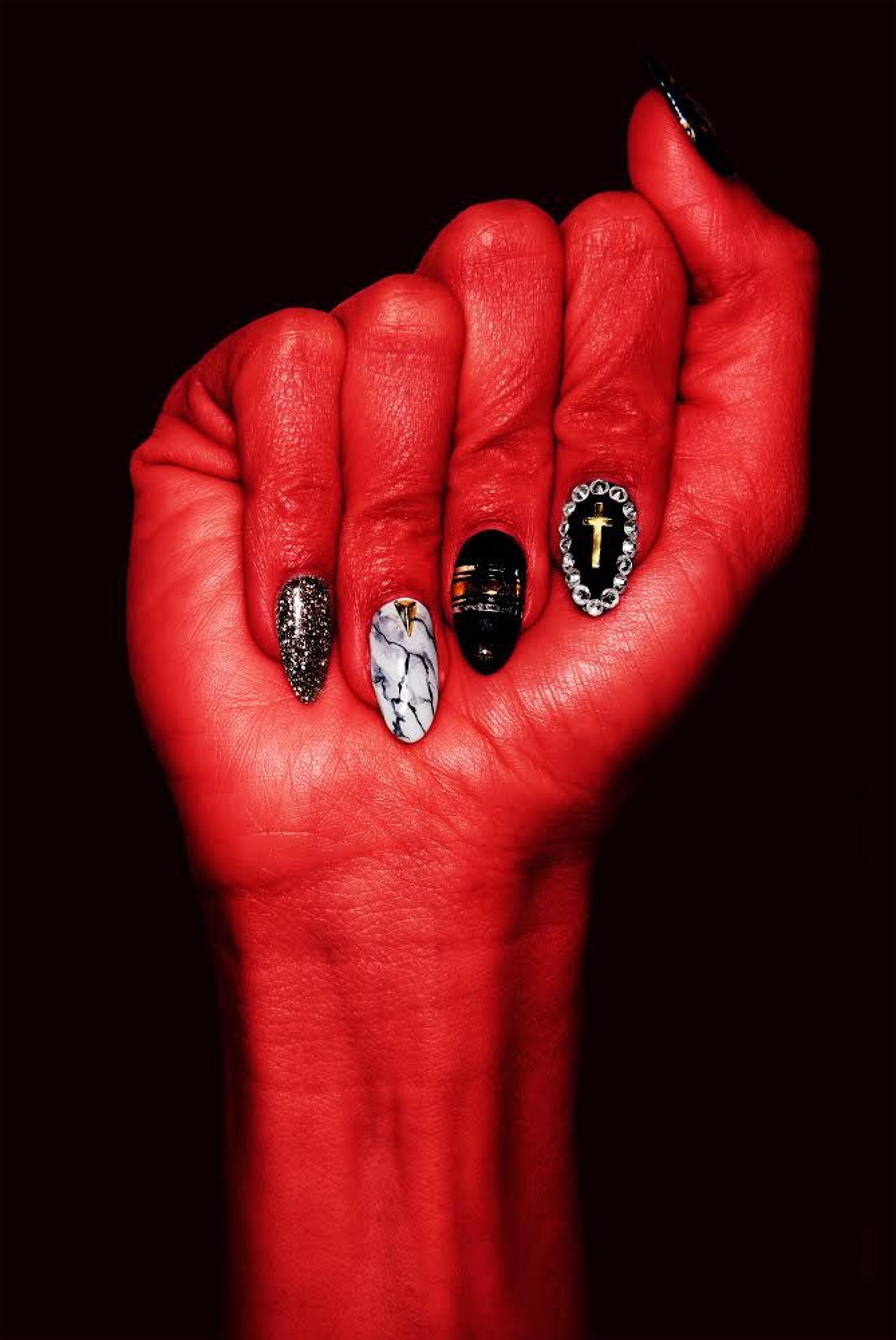 The Jewels of Miss X Christian Weber Movement Director/Perfo Artist: Dalel Bacre Producer: CW Studio Photo Exhibition Project