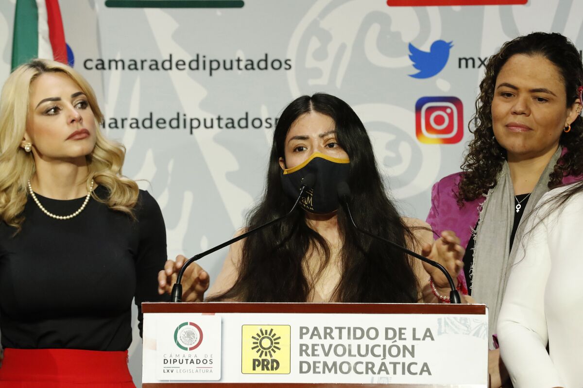 Mujeres víctimas de ataques con ácido exigen justicia tras fallo en México