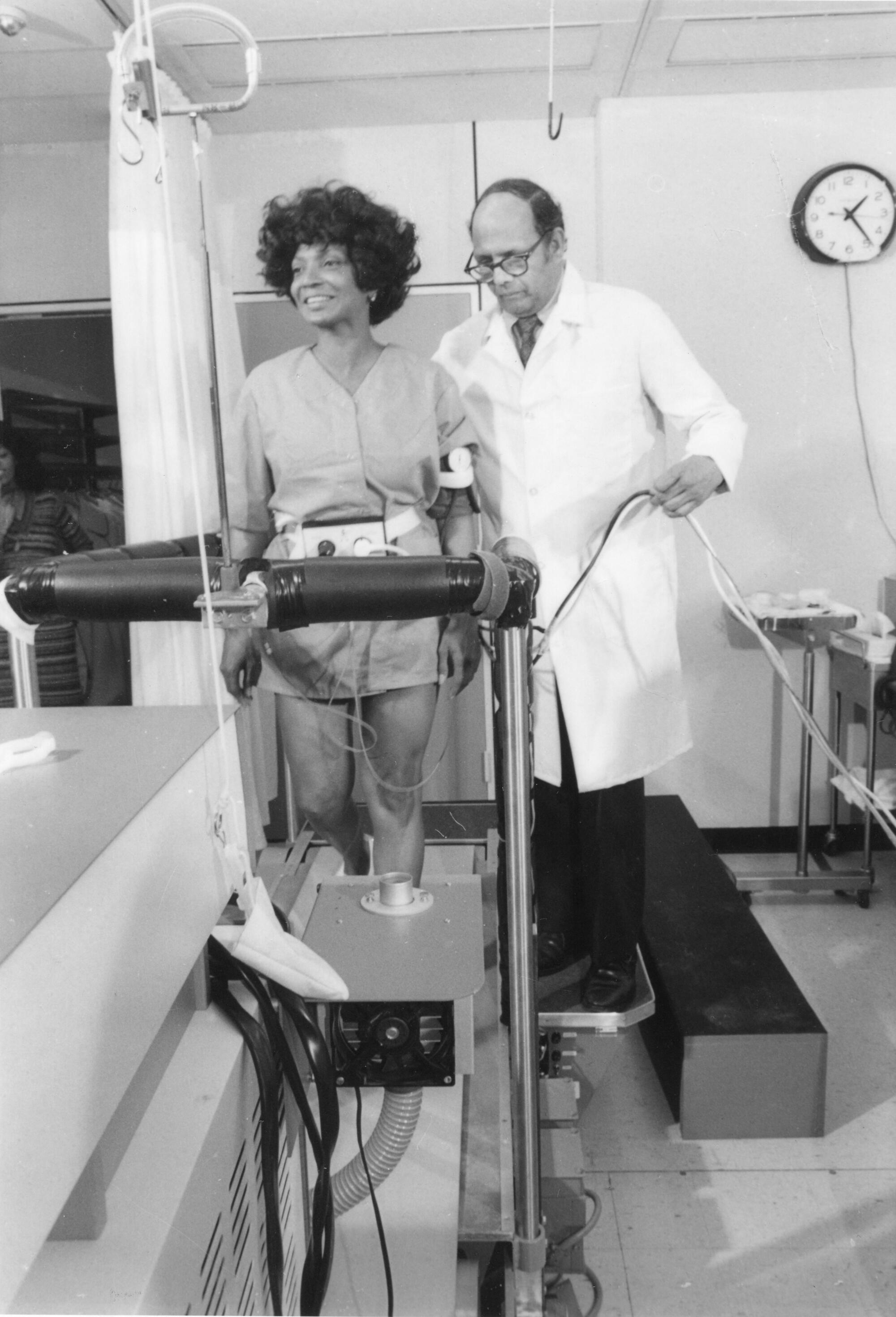 With a NASA doctor nearby, Nichelle Nichols walks on a treadmill in 1977 as part of her work recruiting women and POC. 