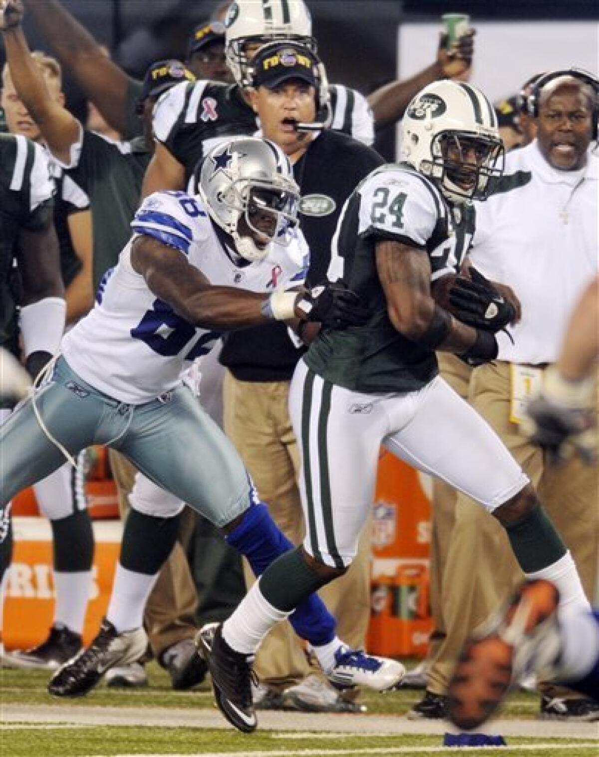 NY Jets get much needed win, Darrelle Revis returns interception