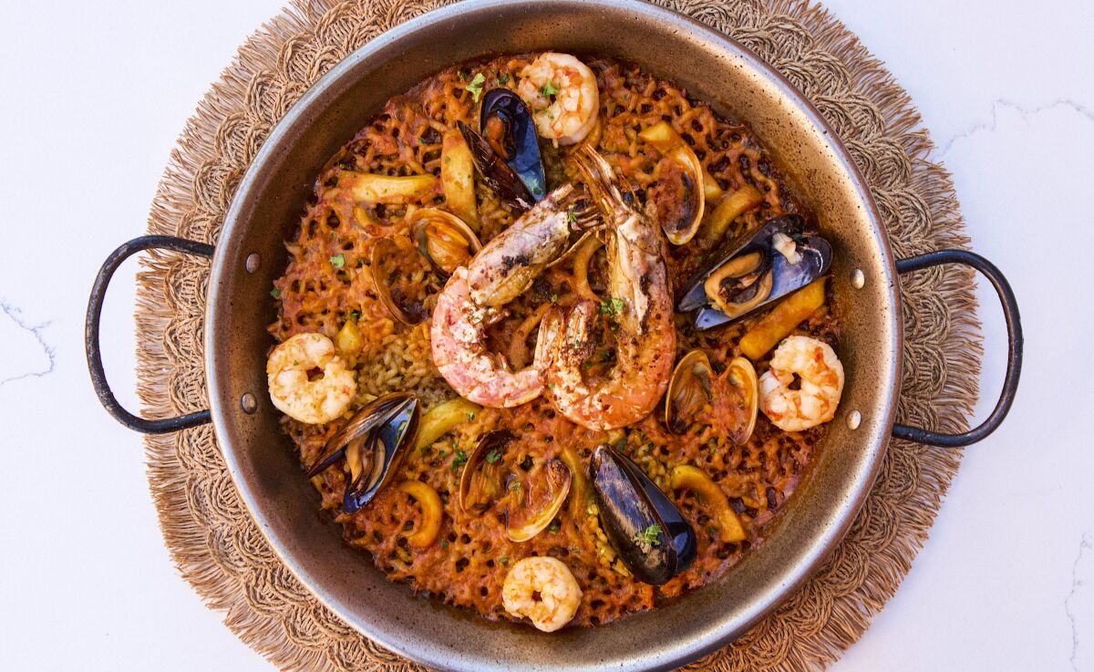 Pasadena's new restaurant Dos Besos serves paellas and an array of tapas from Spanish chef Alejandro Llobet Domenech.
