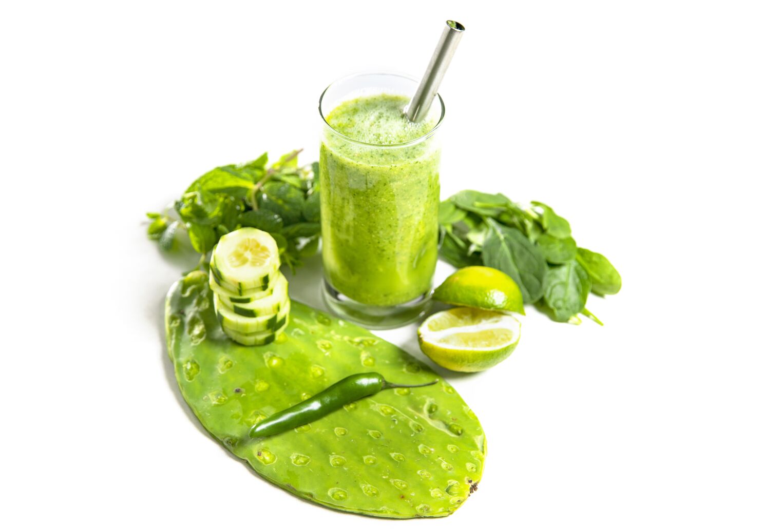 Jus hijau pedas: Jus hijau pedas là một loại nước ép có lợi cho sức khỏe và cung cấp năng lượng. Nó được pha chế từ nhiều loại rau củ, giúp cung cấp các chất dinh dưỡng cần thiết cho cơ thể. Đặc biệt, với hương vị đặc biệt của nó, jus này sẽ làm cho bạn cảm thấy tươi trẻ và khoẻ mạnh. Hãy xem hình ảnh liên quan để thưởng thức jus hijau pedas này.