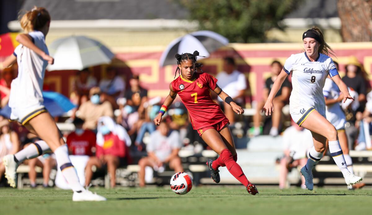 USC soccer's Croix Bethune plays during a match against California on Oct. 28, 2021.