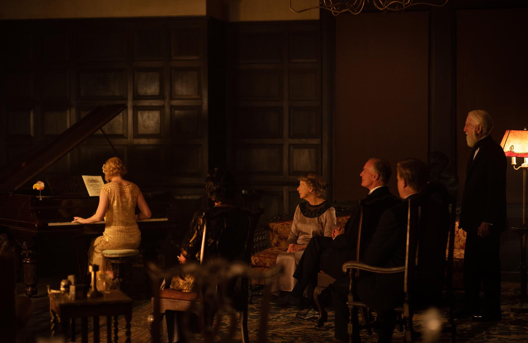 Kirsten Dunst plays piano as Rose Gordon in "The Power of The Dog."