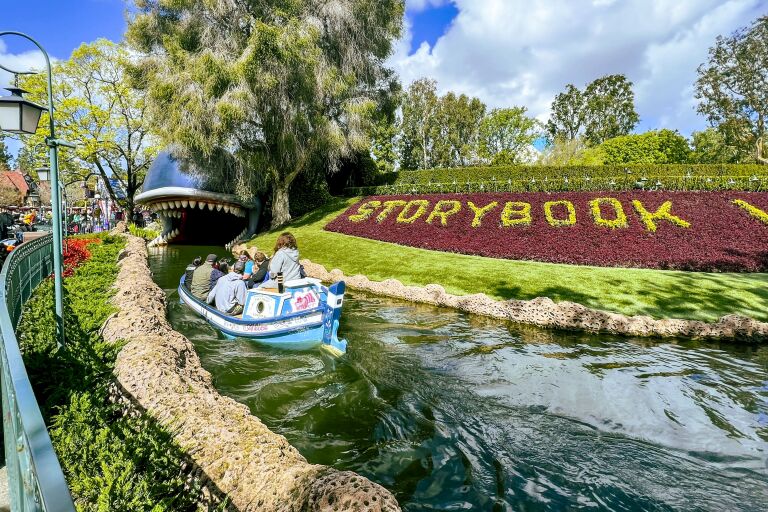 Every ride at Disneyland, ranked - Los Angeles Times