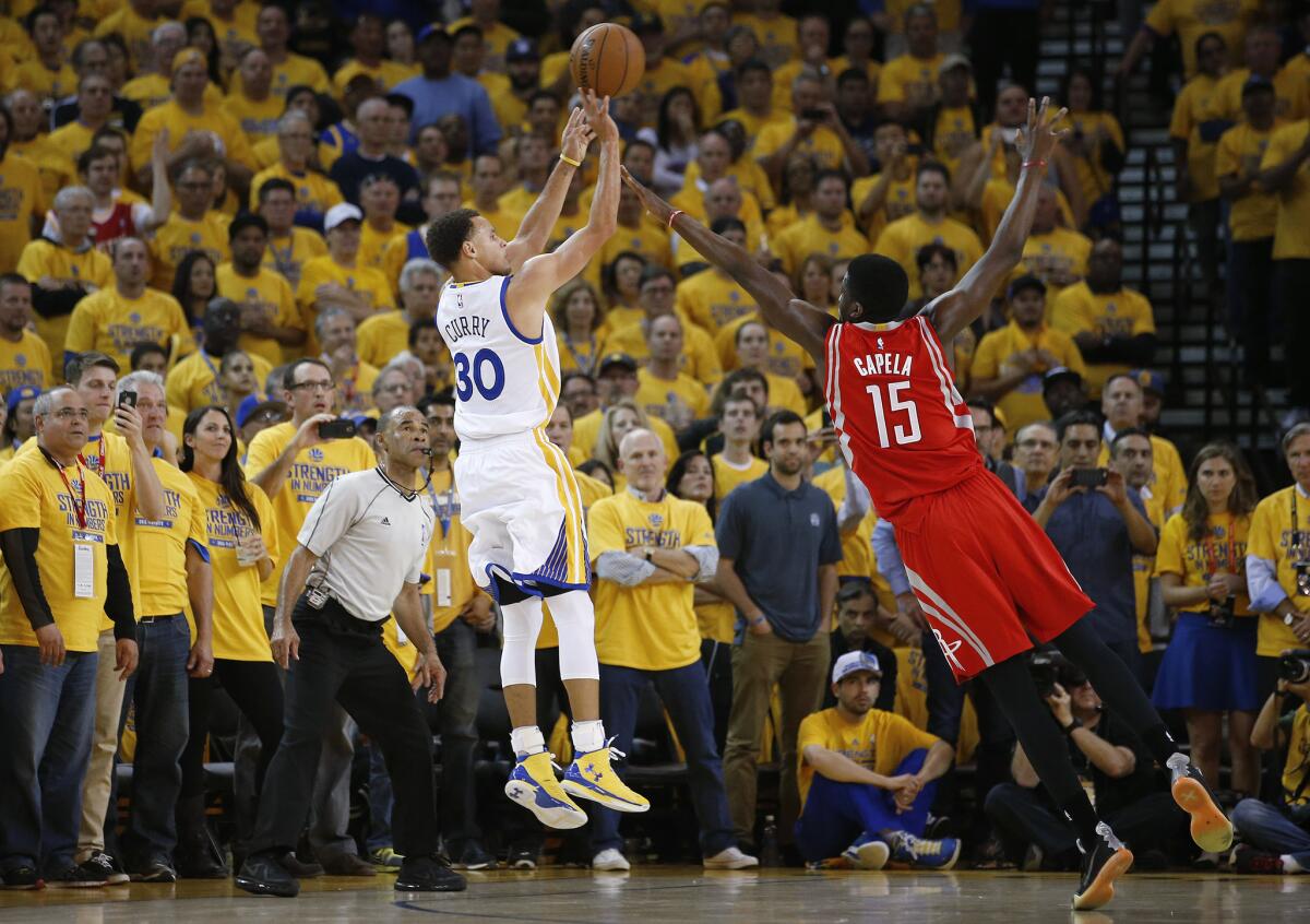 Stephen Curry anotó 34 puntos en la victoria de Warriors en el primer partido de la final de la Conferencia del Oeste.