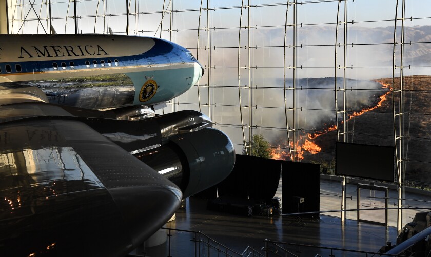 Air Force One at the Reagan Library as the Easy fire approaches