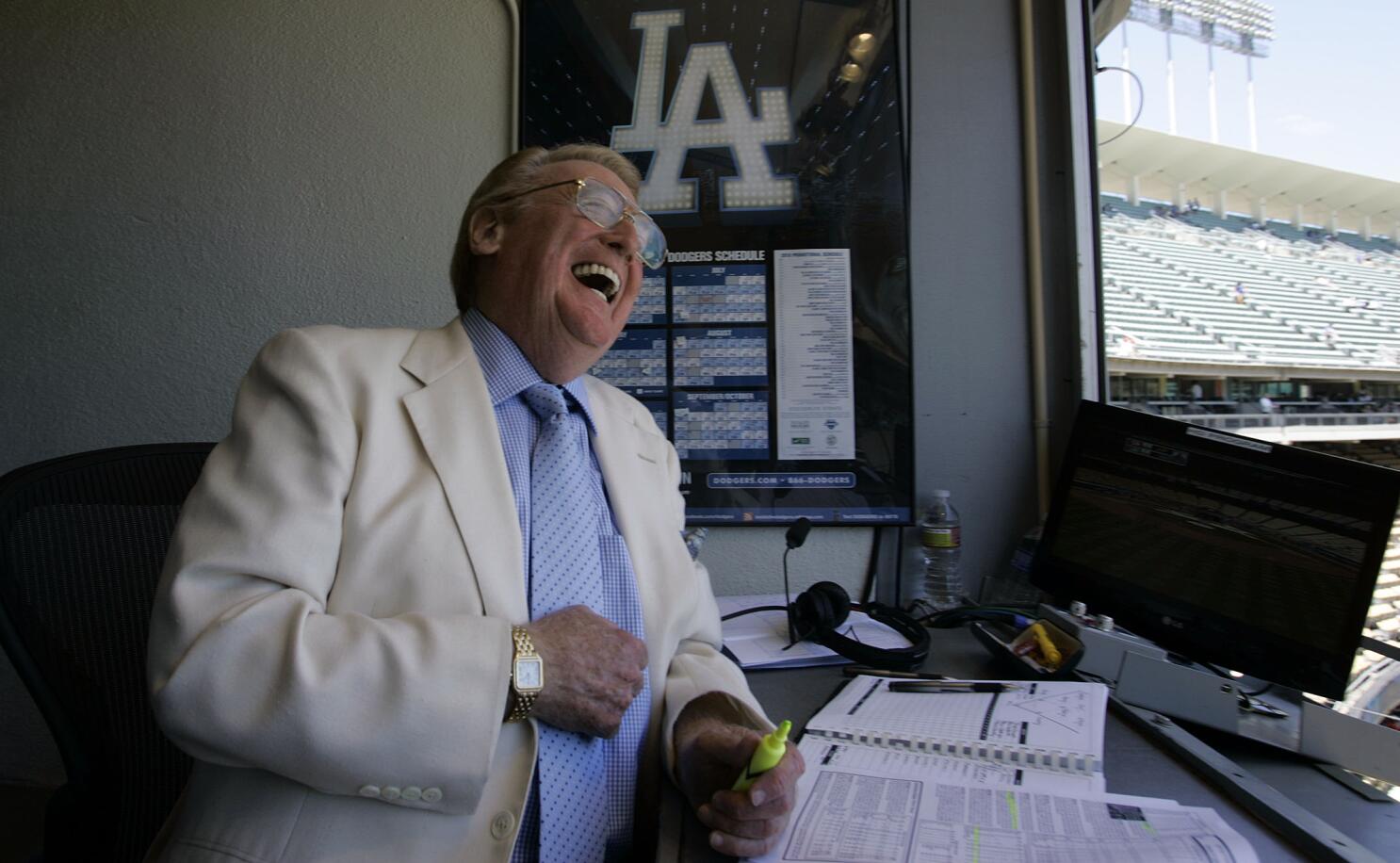 Dodgers to wear commemorative jersey patch to honor Vin Scully