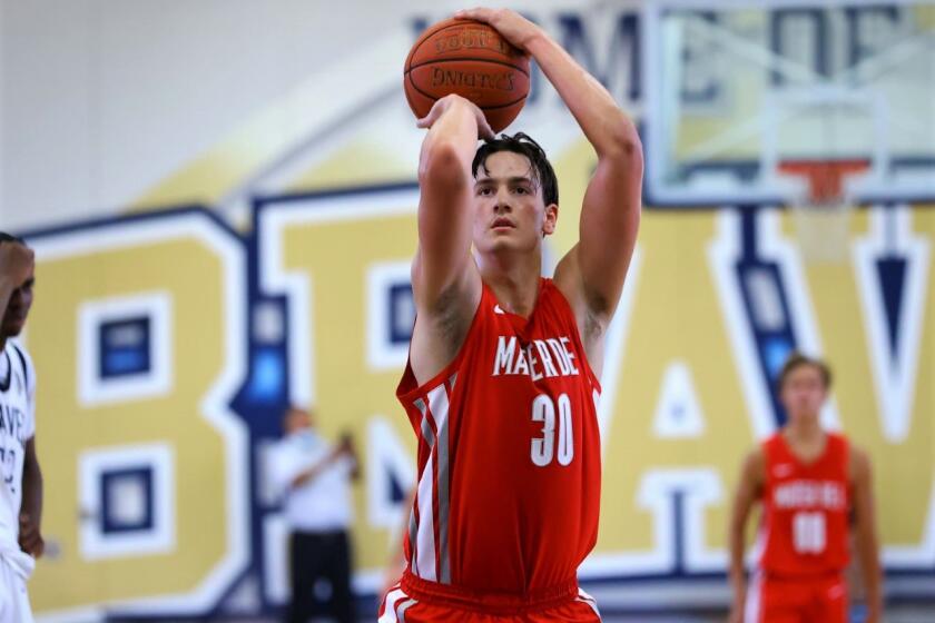 Harrison Hornery of Mater Dei shoots a free throw.