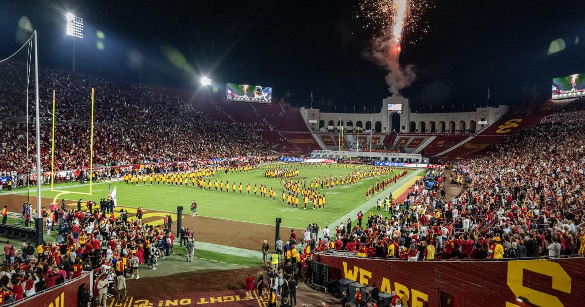 Futebol universitário: um guia para todos os 18 estádios Big Ten Futebol universitário: um guia para todos os 18 estádios Big Ten