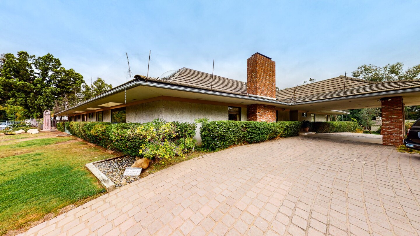 Buddy Hackett's Beverly Hills home Los Angeles Times