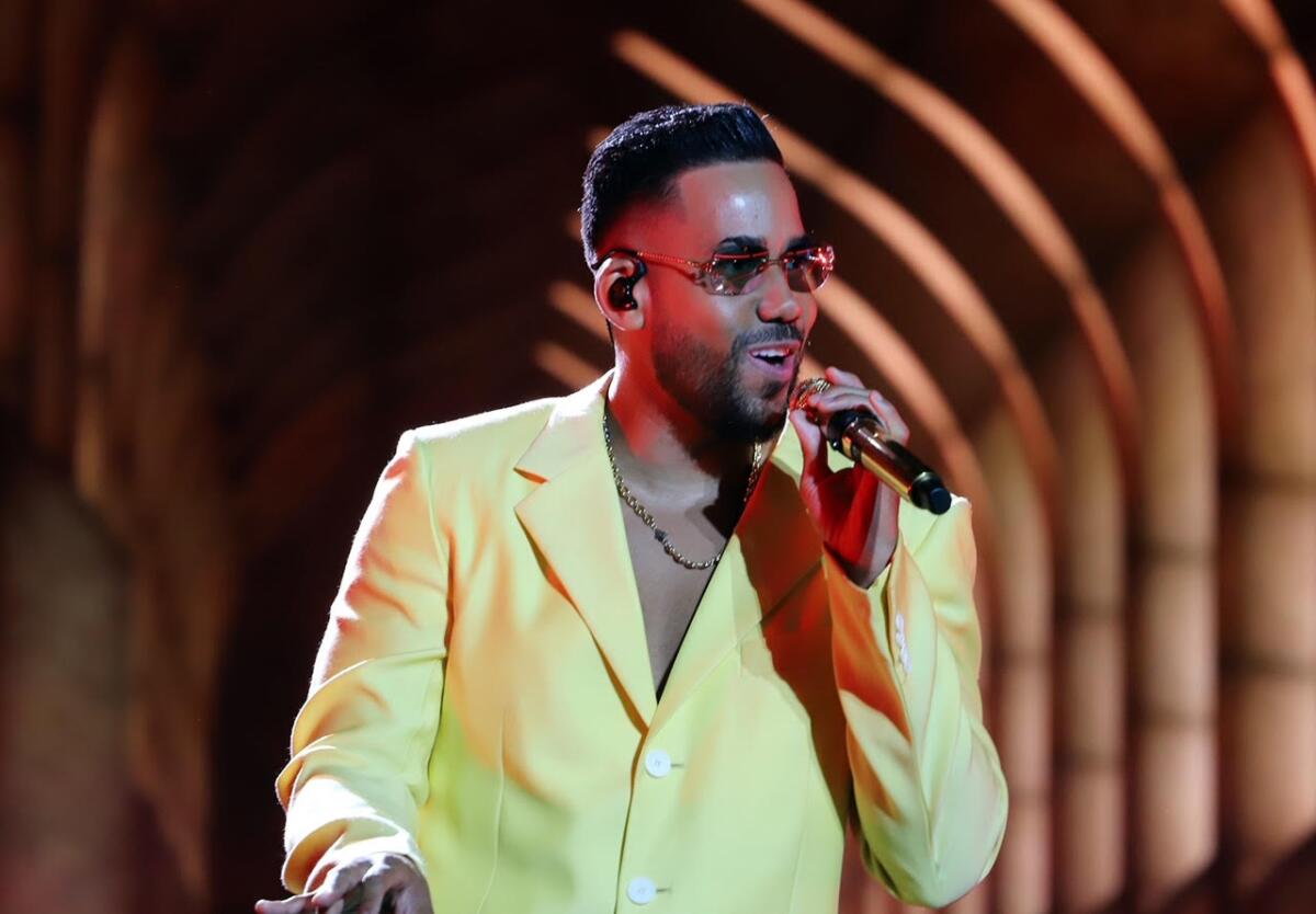 Romeo Santos lleva a jóvenes de escasos recursos a su concierto en San  Diego - San Diego Union-Tribune en Español