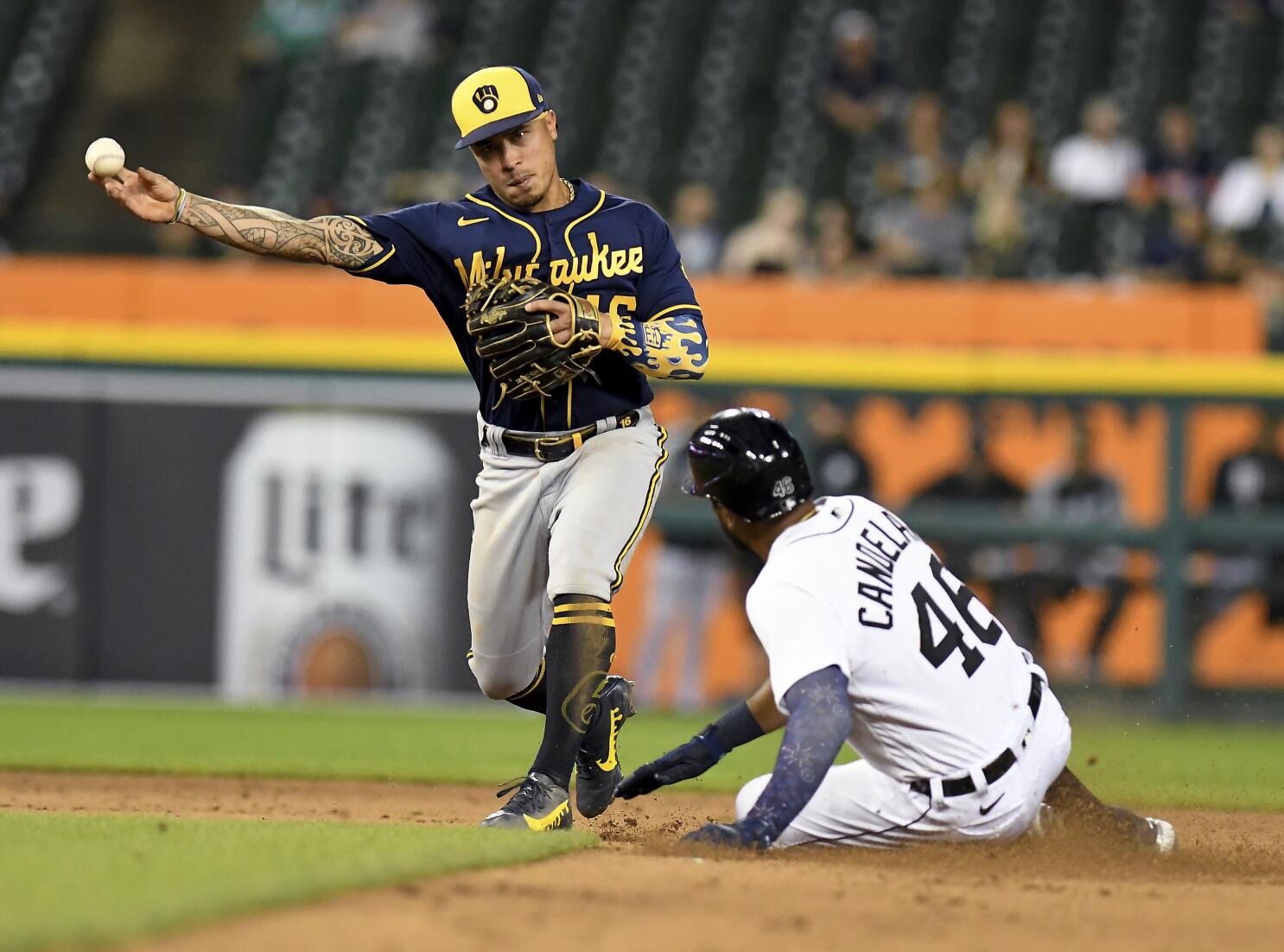 Tigers vs Brewers